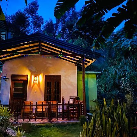Rest Full Homestay Ella Esterno foto