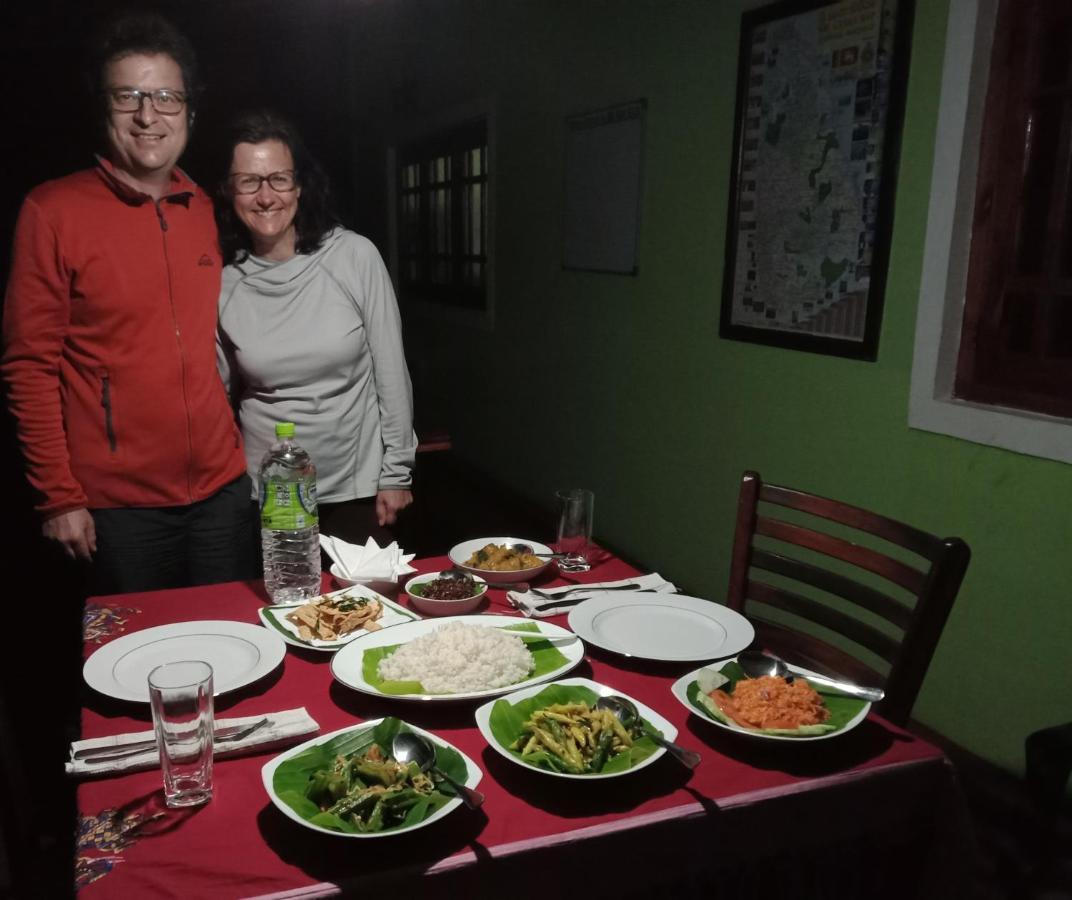 Rest Full Homestay Ella Esterno foto
