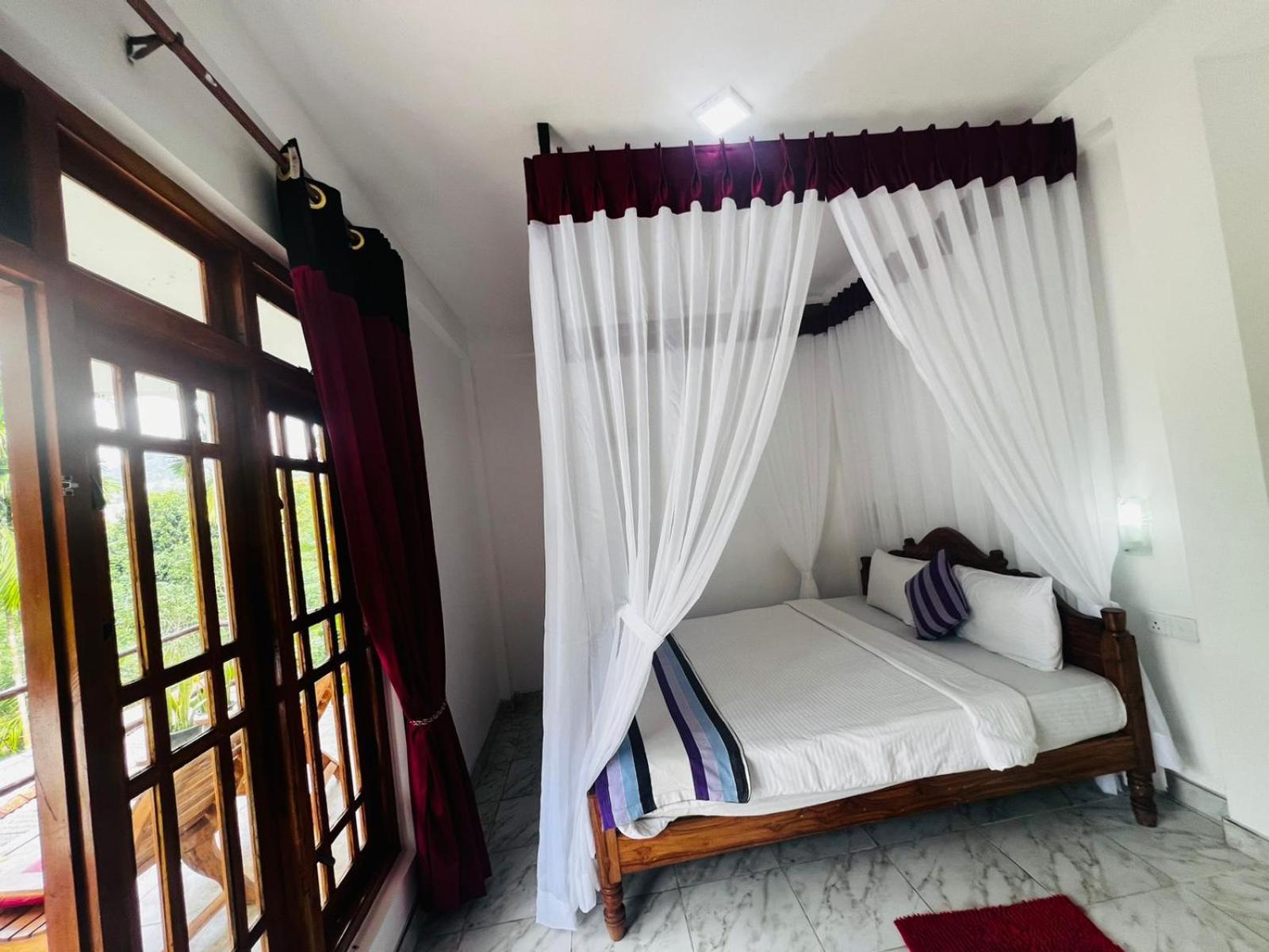 Rest Full Homestay Ella Esterno foto