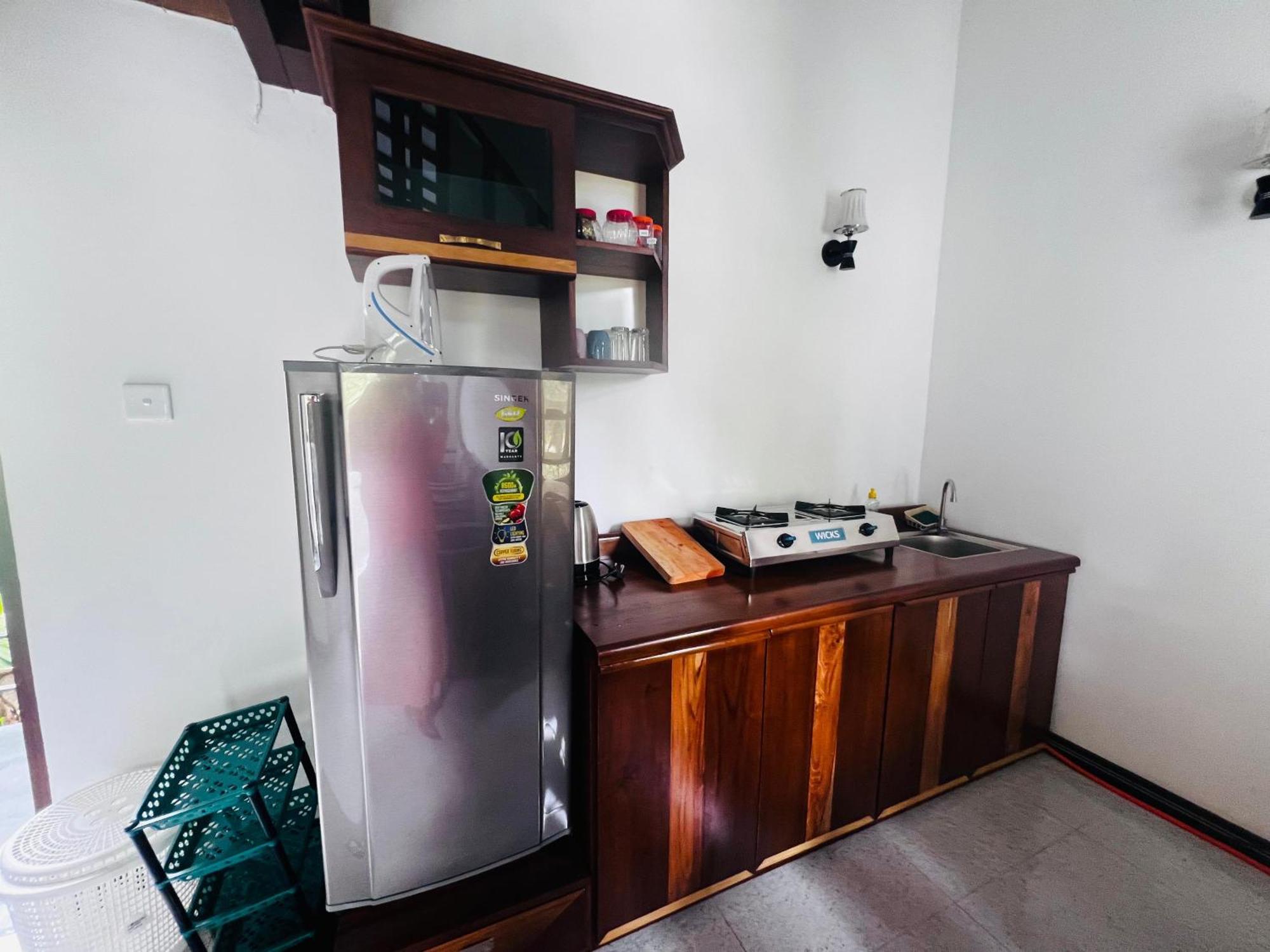 Rest Full Homestay Ella Esterno foto