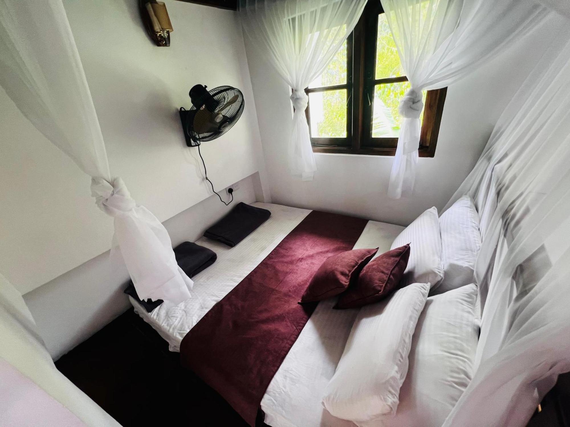 Rest Full Homestay Ella Esterno foto
