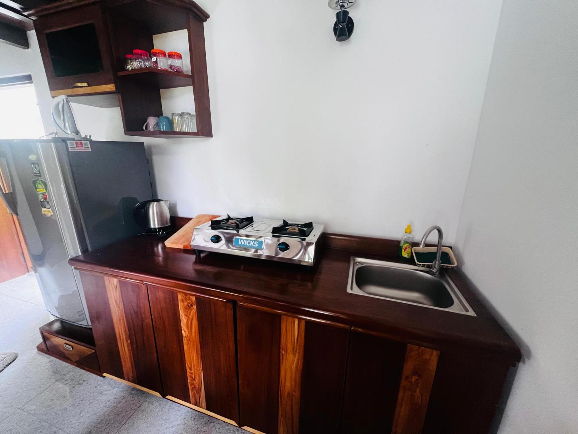 Rest Full Homestay Ella Esterno foto