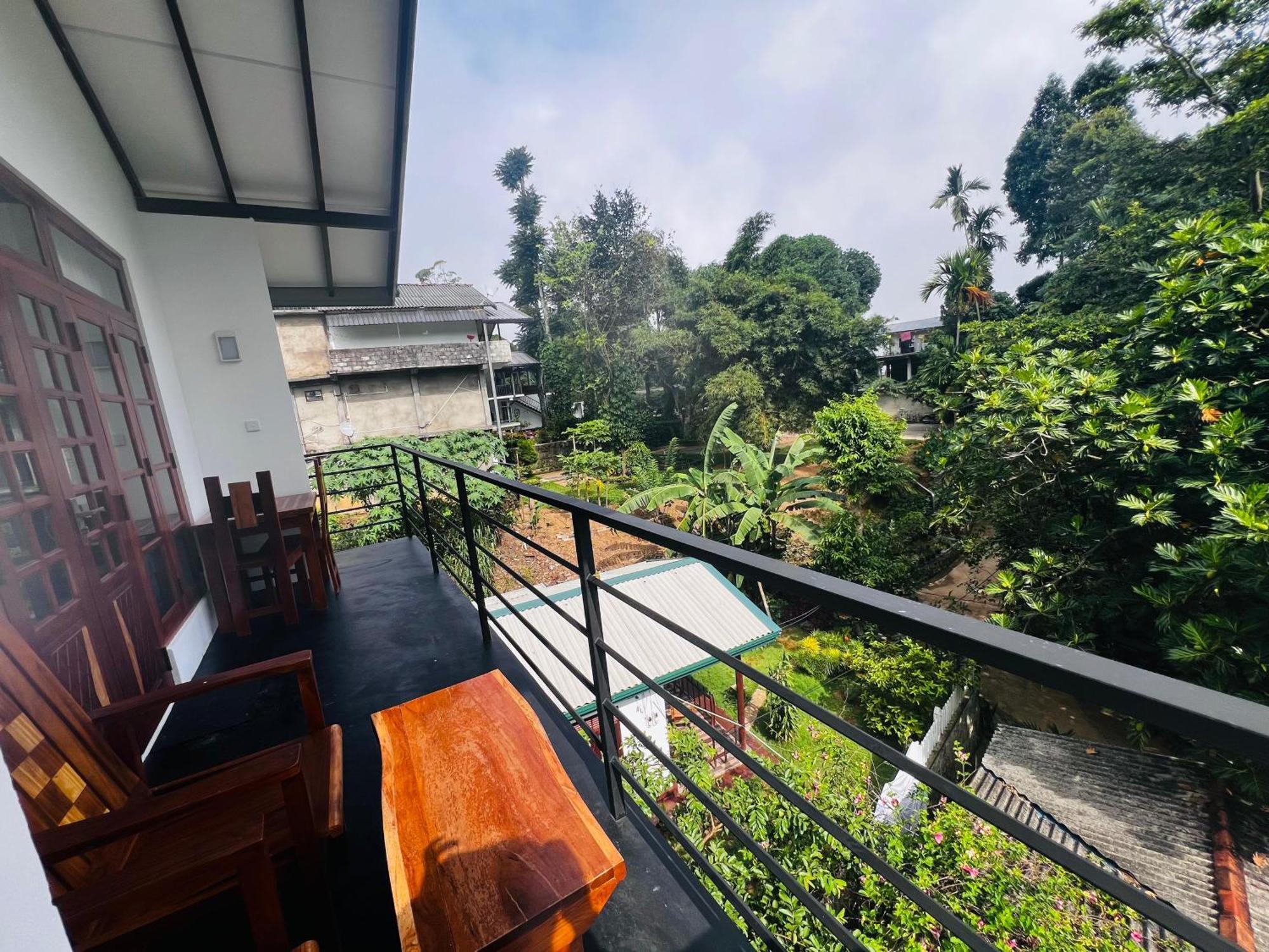Rest Full Homestay Ella Esterno foto